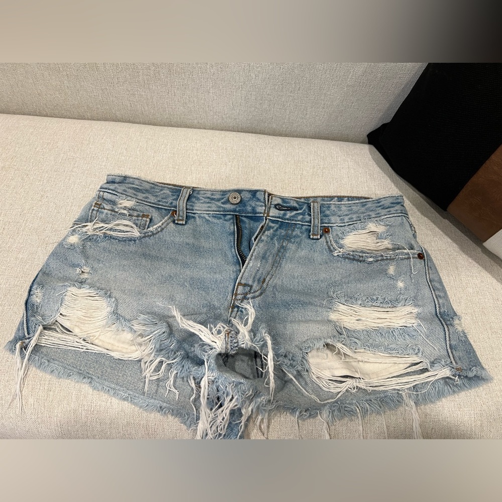 Abercrombie low rise short